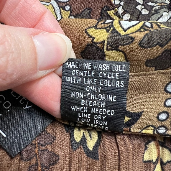 Vtg New York City Design Co Brown Floral Paisley Crinkle Retro Button Up Blouse - Picture 8 of 8